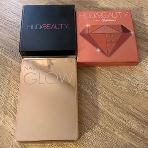 Huda beauty eyeshadow palette and tantour contour and Natasha Denona bronzer